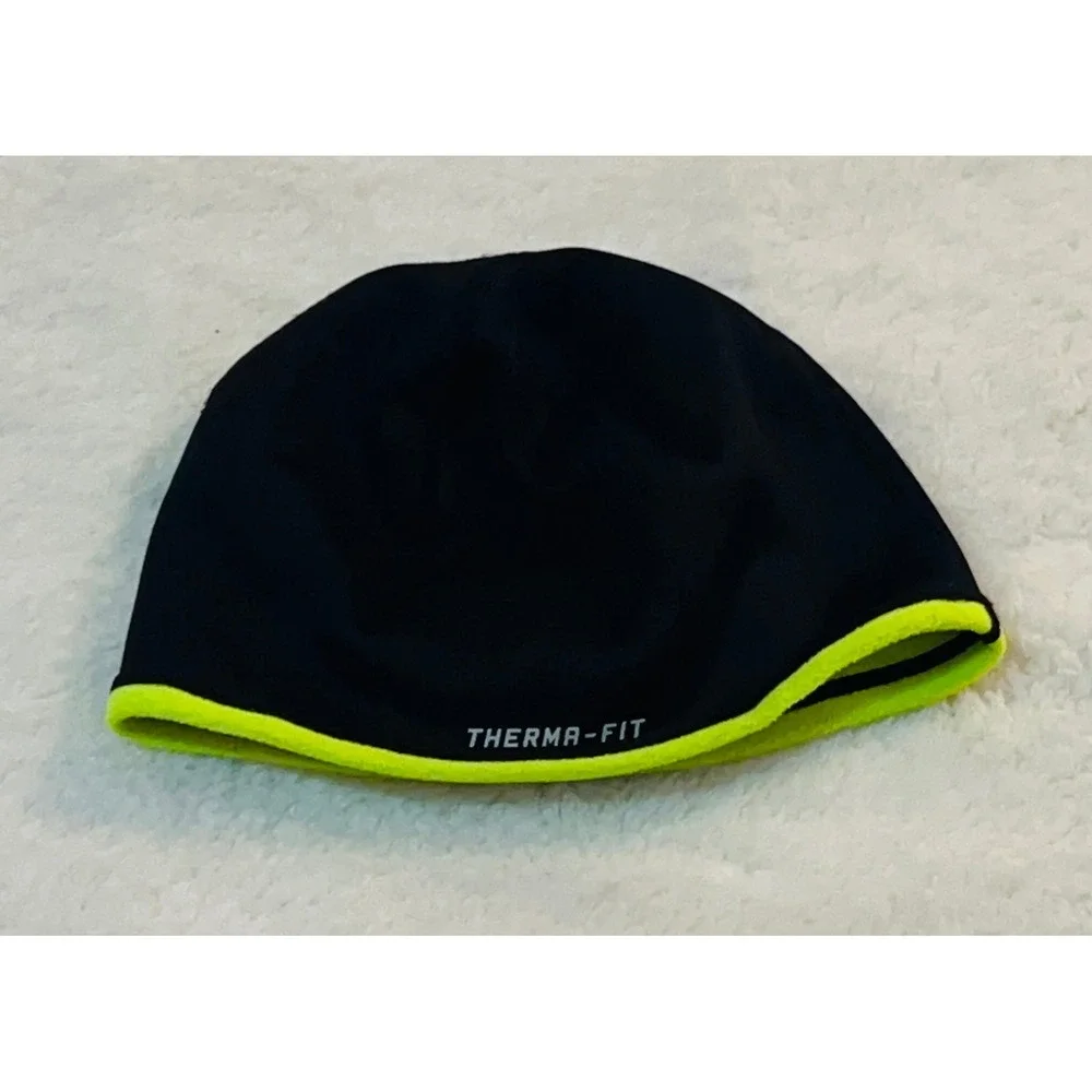 Nike Therma-FIT Reversible Beanie Men Black Neon Green Reflective Running Hat